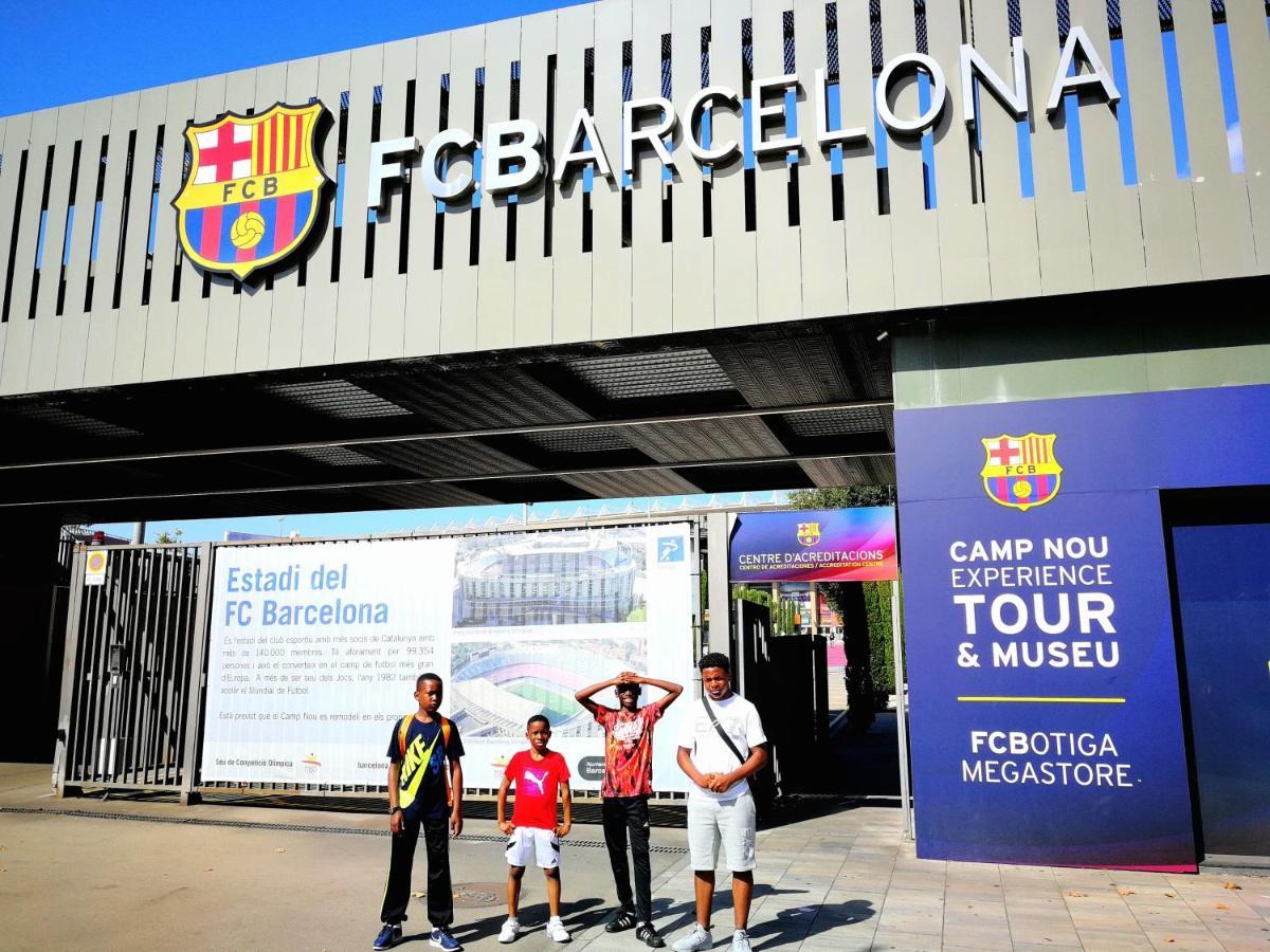Subway Station Apartment Near Camp Nou L'Hospitalet de Llobregat Exterior foto