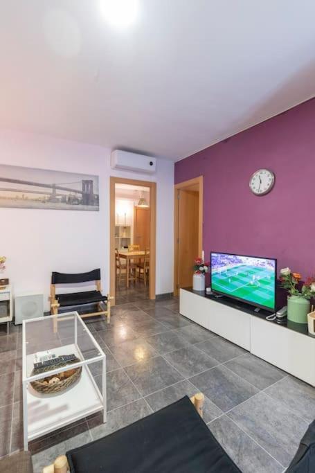 Subway Station Apartment Near Camp Nou L'Hospitalet de Llobregat Exterior foto